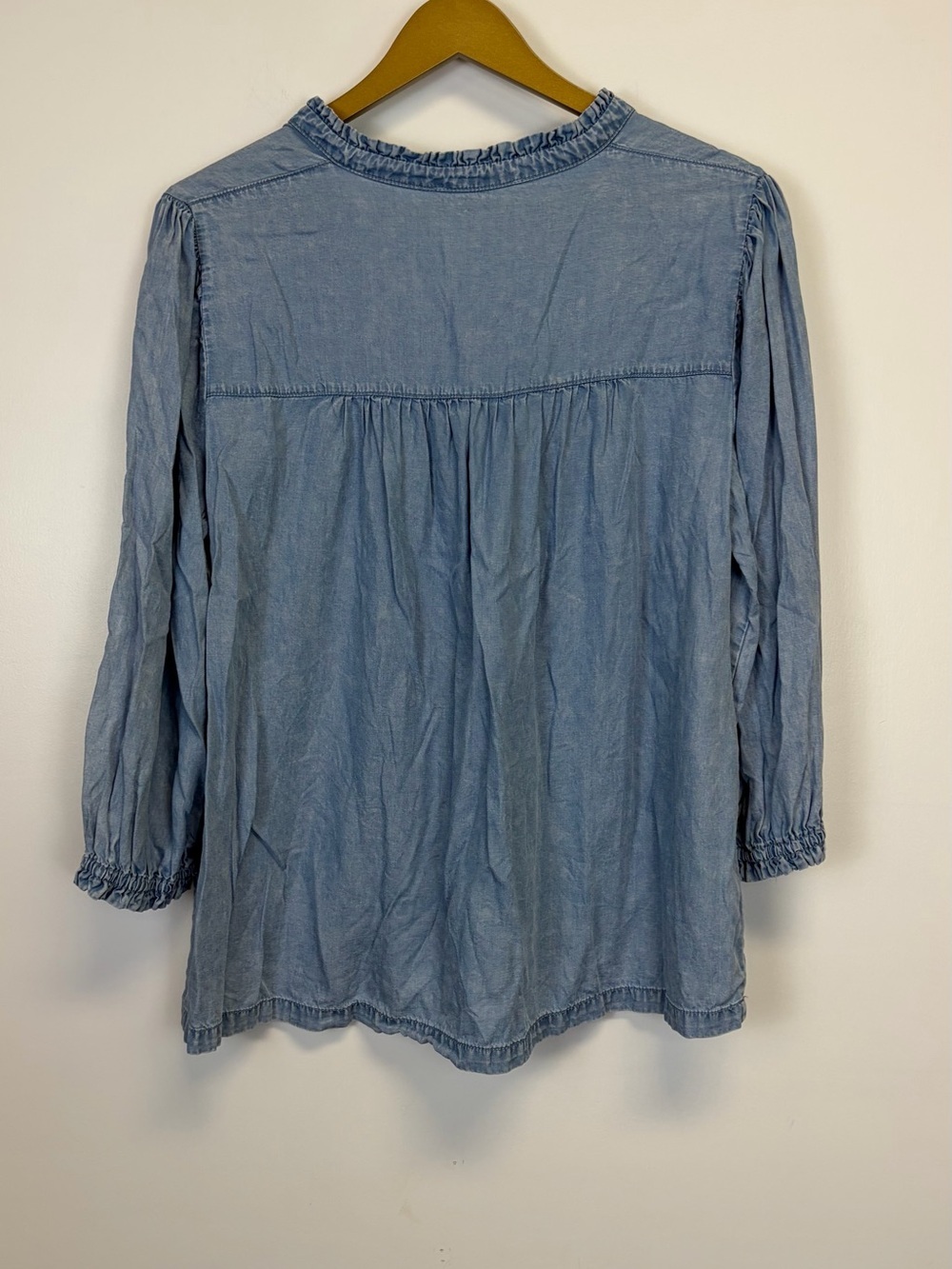 Jane + Delancey Chambray Top - Picture 5 of 8